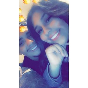 Meet your Posher, Leslie